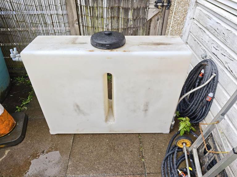 Campervan / Motorhome large water storage tank