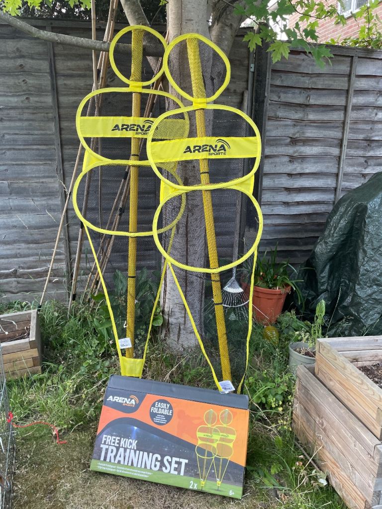 Arena Free Kick Training Set - As New