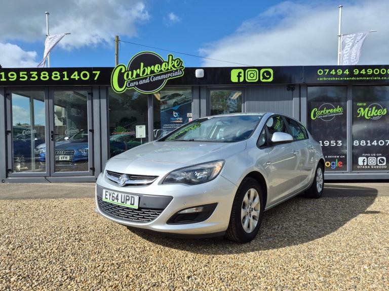 2014 Vauxhall Astra 1.6 CDTi 16V ecoFLEX Design 5dr HATCHBACK Diesel Manual