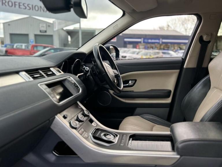2017 Land Rover Range Rover Evoque 2.0 TD4 SE Tech SUV 5dr Diesel Auto 4WD Euro 6 (s/s) (180 ps) ...