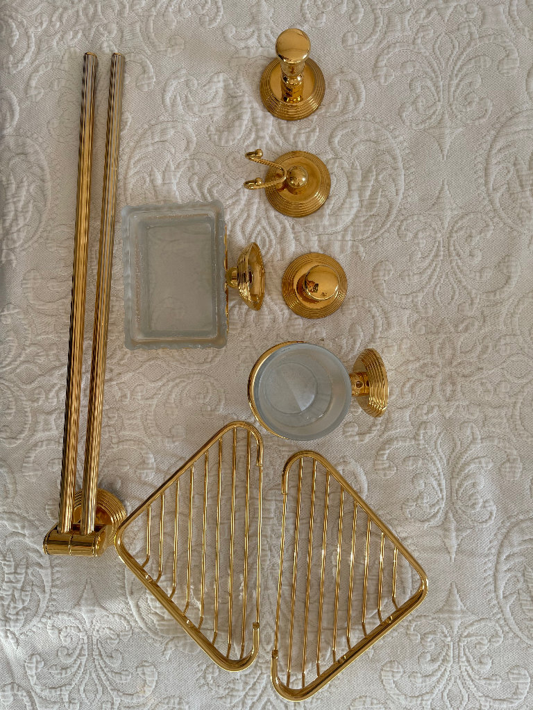 Cristal & Bronze gold bathroom accessory set 