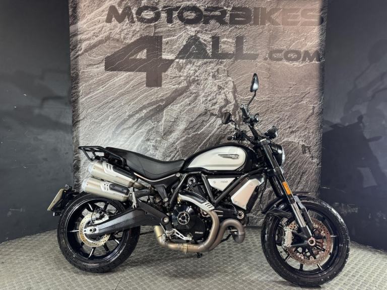 DUCATI SCRAMBLER 1100 PRO DARK 2021