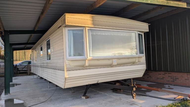 Static caravan 