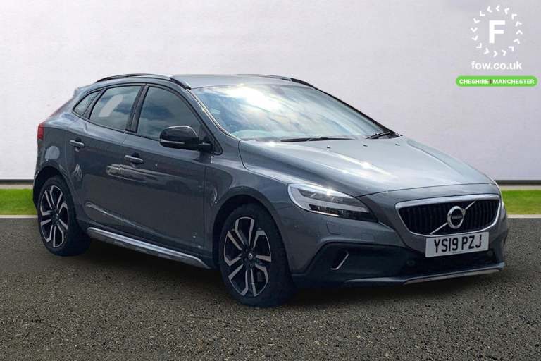 2019 Volvo V40 D3 [4 Cyl 152] Cross Country Edition 5dr Hatchback DIESEL Manual