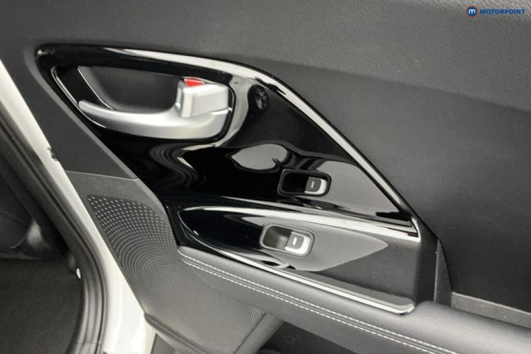 2022 Kia Niro 1.6 GDi Hybrid 3 5dr DCT ESTATE PETROL/ELECTRIC Automatic