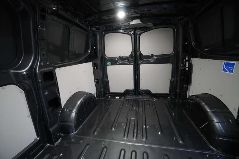 2025 Volkswagen Transporter 2.0 Transporter T28 Commerce Pro TDI + Delivery Miles + VW 5 Plus Pan...