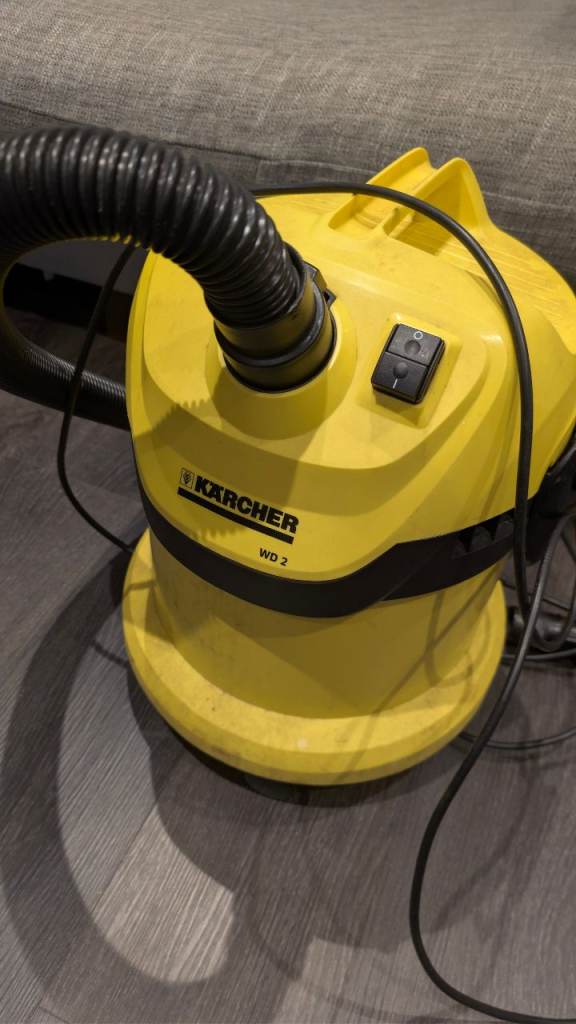 Kärcher WD2 Dry Vacuum (karcher hoover)