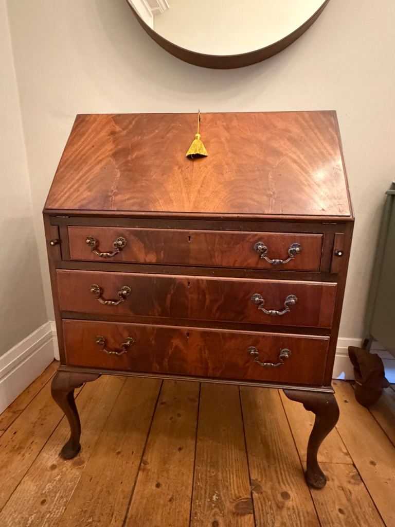 Vintage Writing desk/ Bureau 