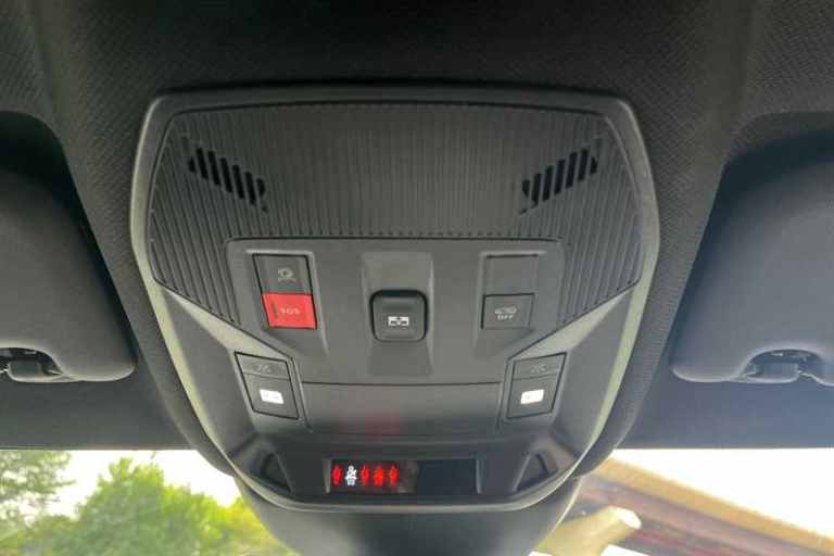 2025 Vauxhall Astra 54kWh Ultimate Hatchback 5dr Electric Auto (156 ps) Hatchback Electric Automatic