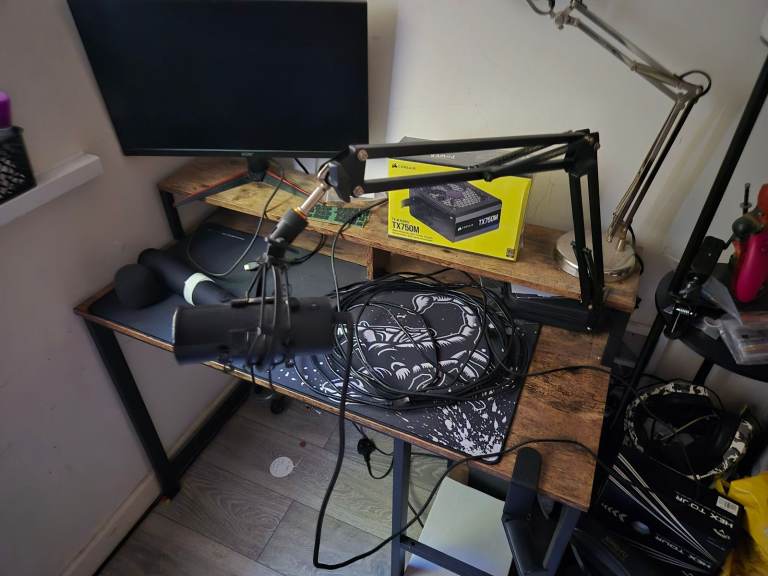 Razer Seiren X USB Condenser Microphone – Great Condition