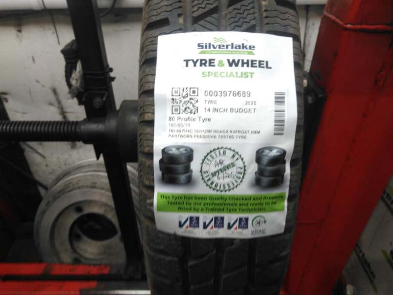 185 80 R14c 102/100r Roadx Rxfrost 8mm Partworn Pressure Tested Tyre