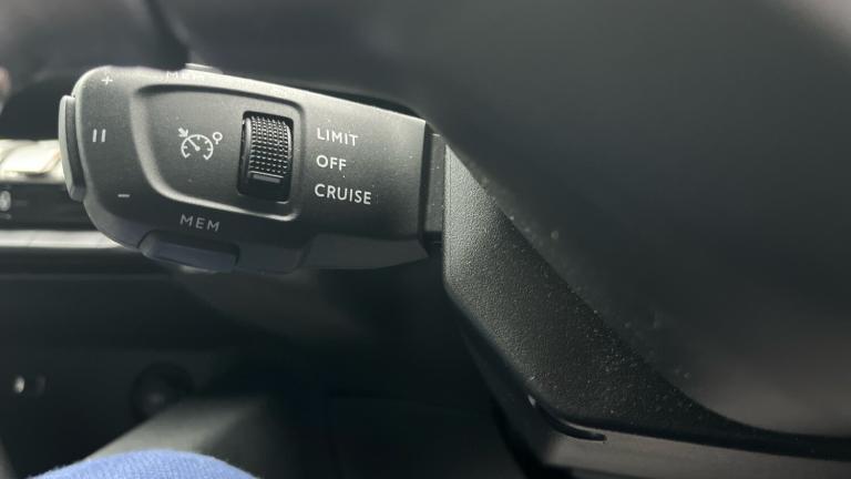 2024 Peugeot 3008 1.6 Hybrid 180 Active 5dr e-EAT8 HATCHBACK PETROL/ELECTRIC Automatic