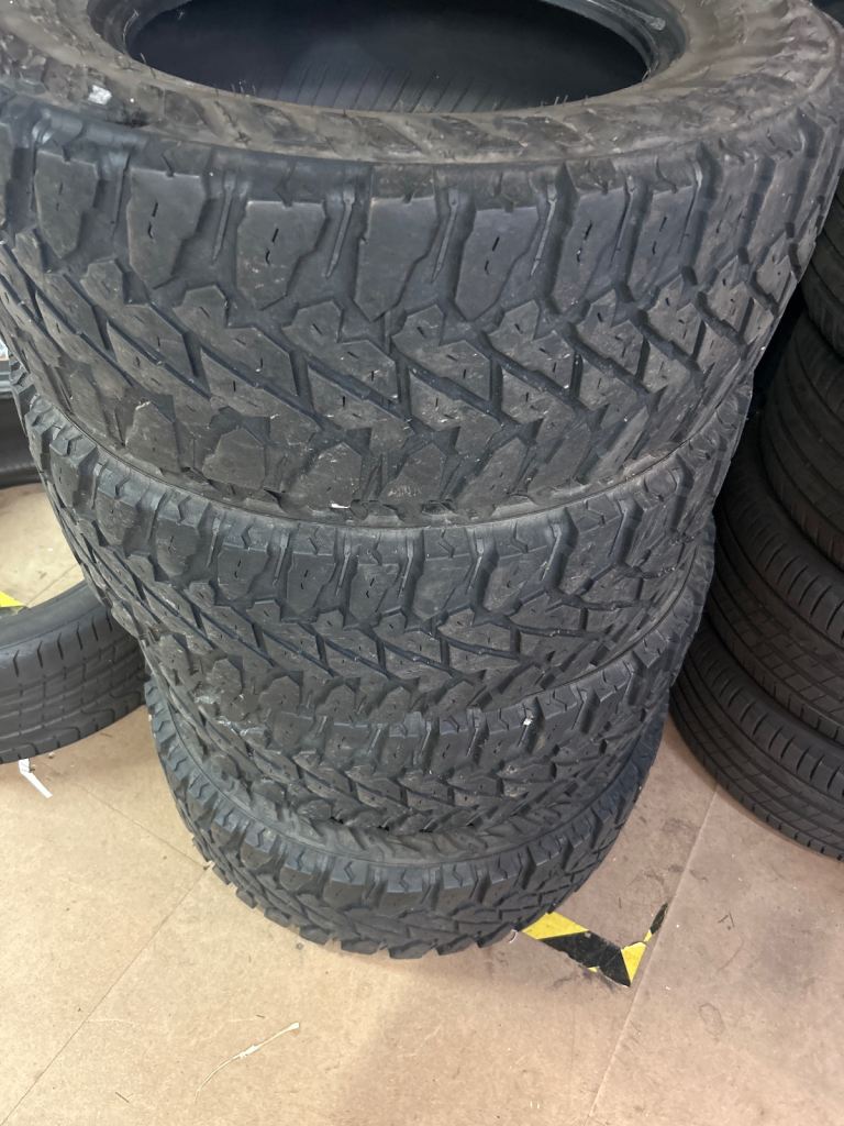 Yokohama geolander 265/65/R17 tyres 