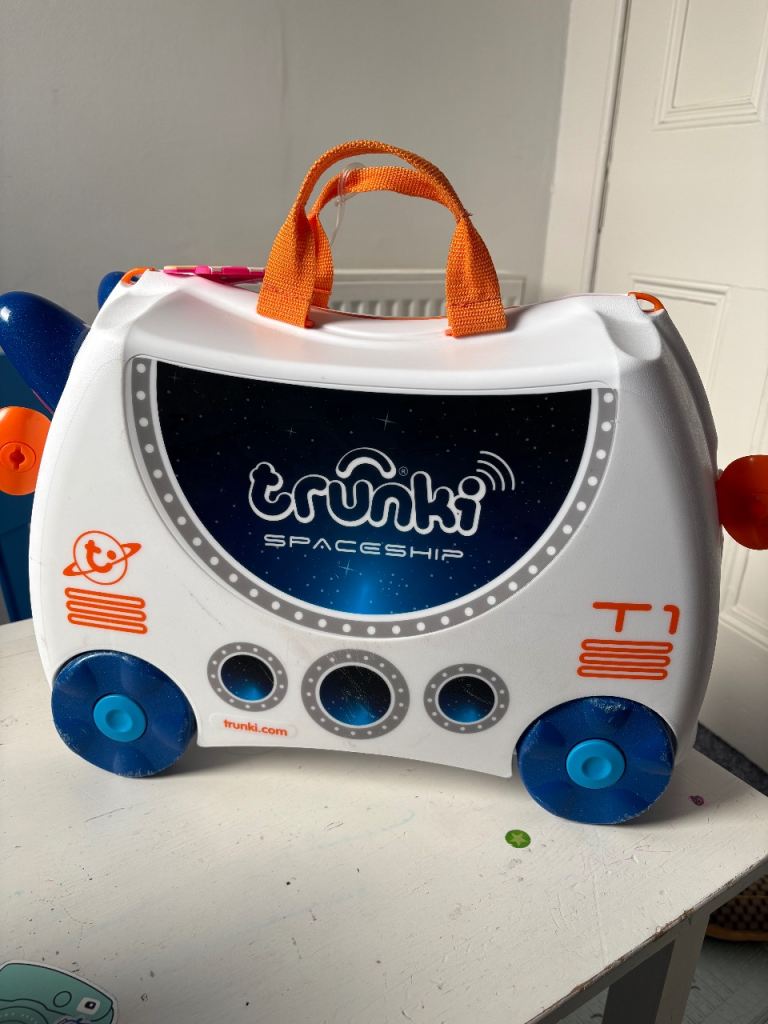 image for Kids Trunki ride on suitcase storage toy travel