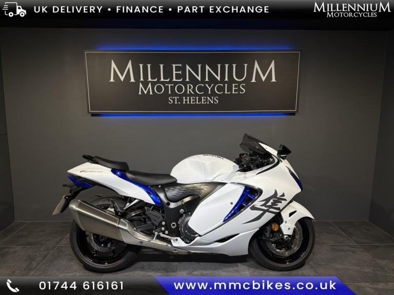 2023 SUZUKI HAYABUSA GSX1300R HYPER SPORTS RARE FIND LOW MILEAGE EXAMPLE
