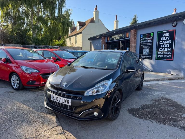 2017 Peugeot 208 1.2 PureTech 82 Black Edition 3dr HATCHBACK Petrol Manual