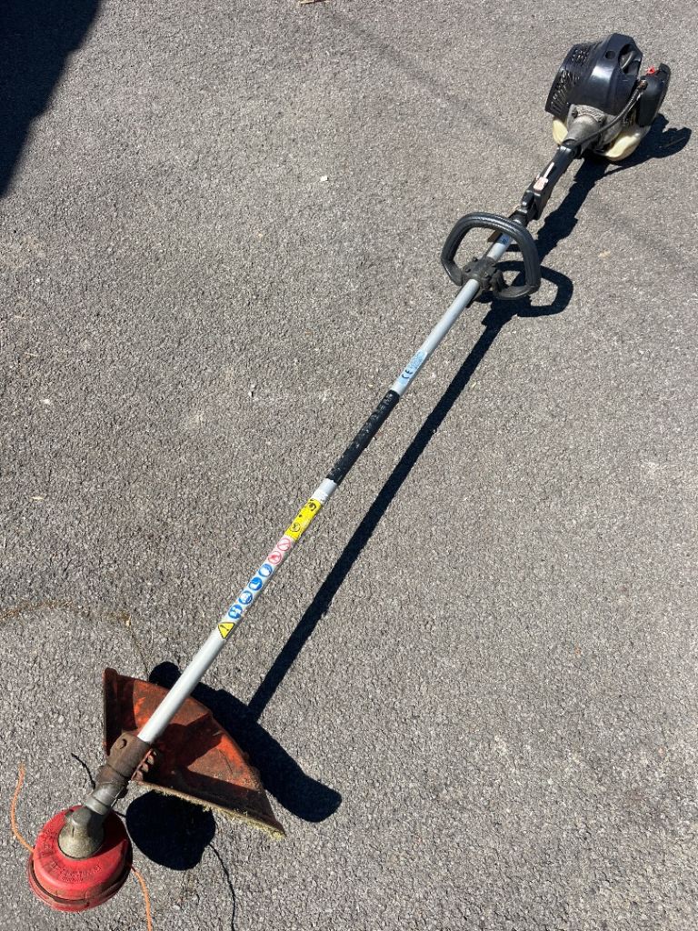 Danarm TLE27 brushcutter strimmer