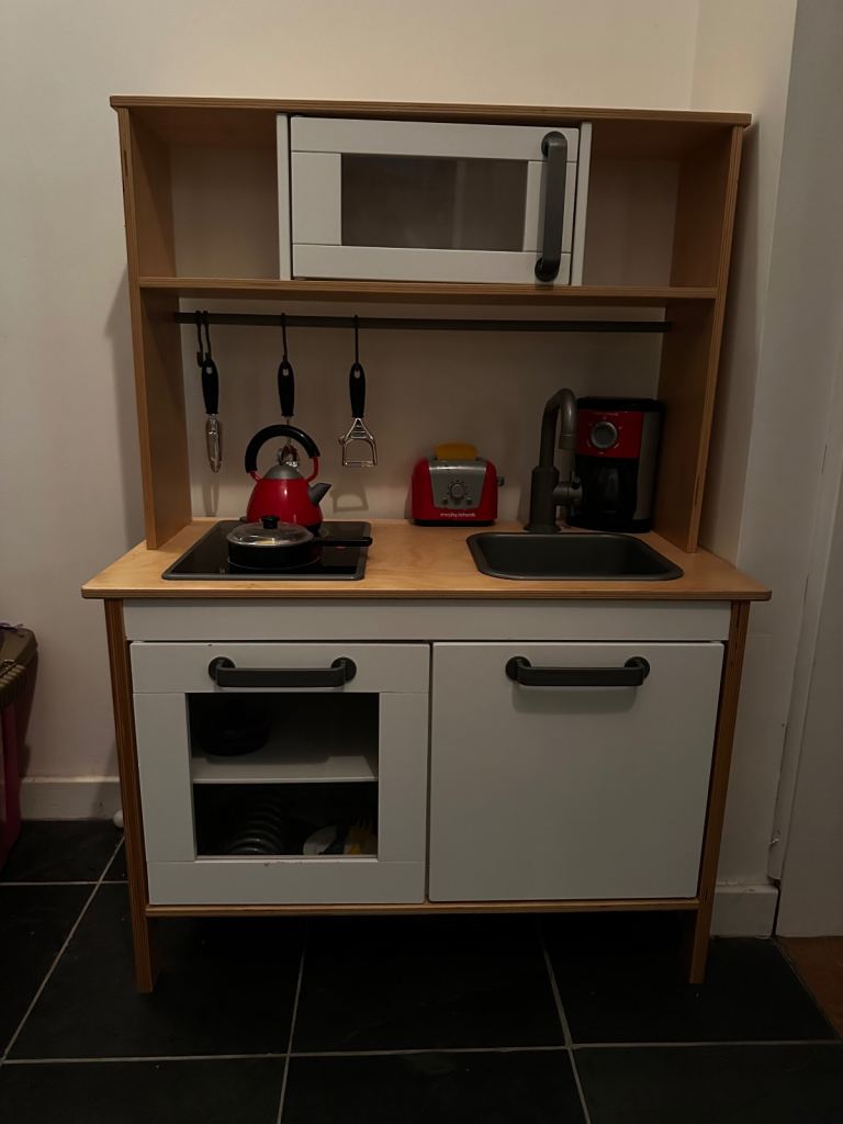 Play Kitchen with Accessories