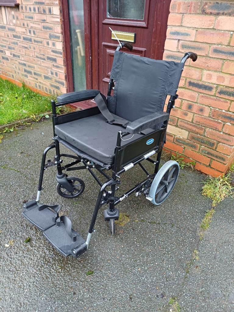 image for INVACARE BEN 9 NG ADULT SIZE WHEELCHAIR VGC £50 NO OFFERS DARWEN BB3 0DU 