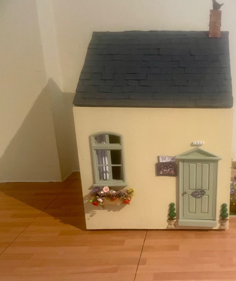 Dolls house toy shop