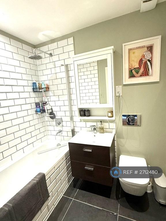 2 bedroom flat in Portland Square, Bristol, BS2 (2 bed) (#2712480)