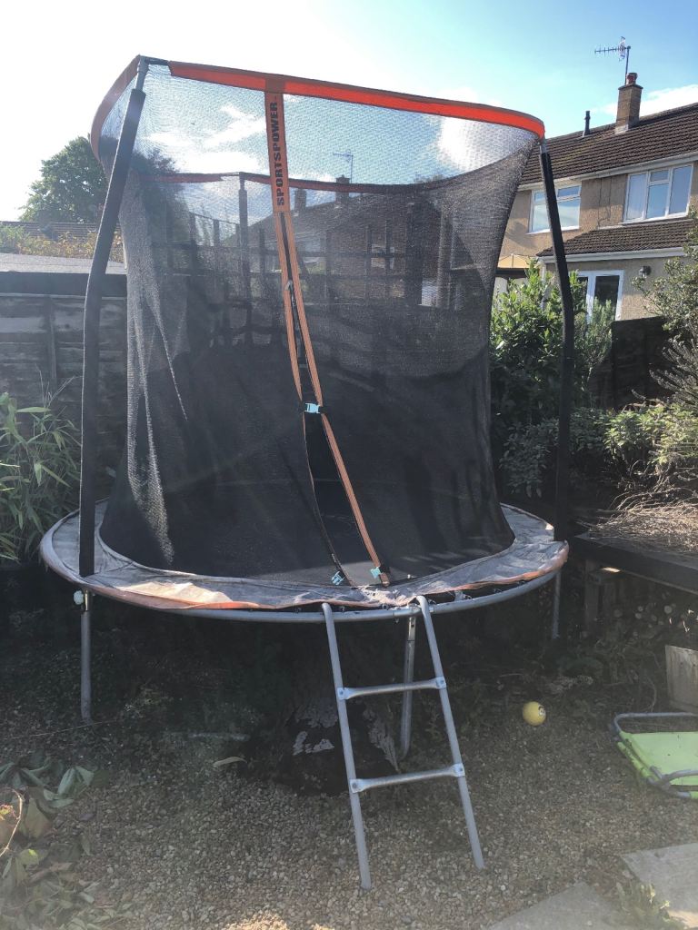 Trampoline 8ft