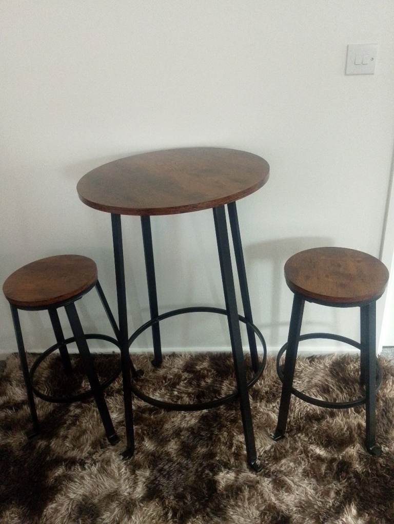 Industrial table and stools 
