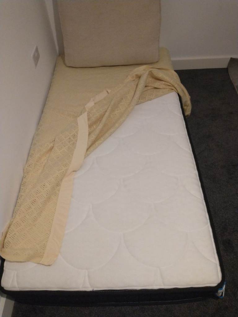 Single Mattress – Good Condition, Clean very comfortable