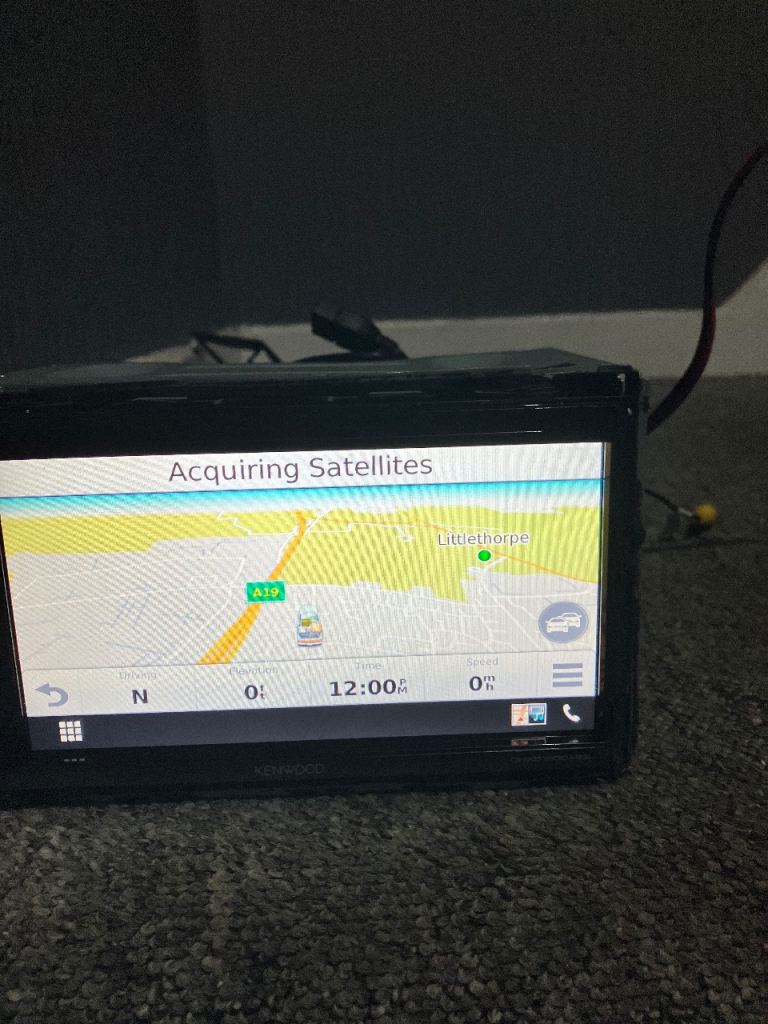 Kenwood DNX5190DABS, GPS, Head unit, Reverse camera included 