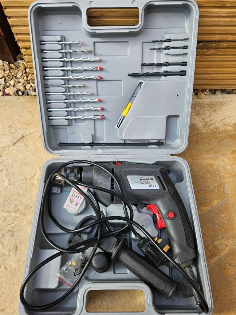 Performance Power FMTC760HD 760W Impact Drill + Drill Bit Set in Case