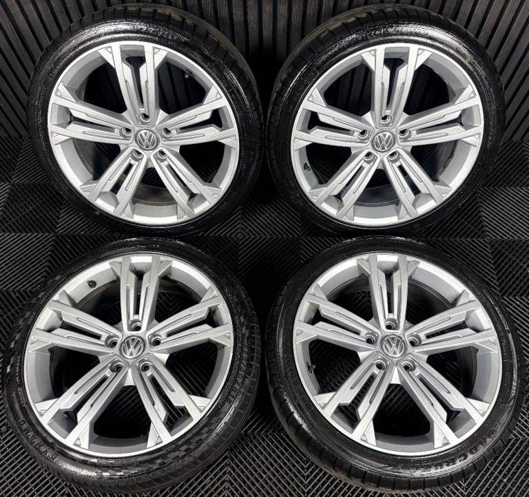 18" GENUINE VW GOLF SEVILLE SILVER GTD GT MK7 ALLOY WHEEL TYRES