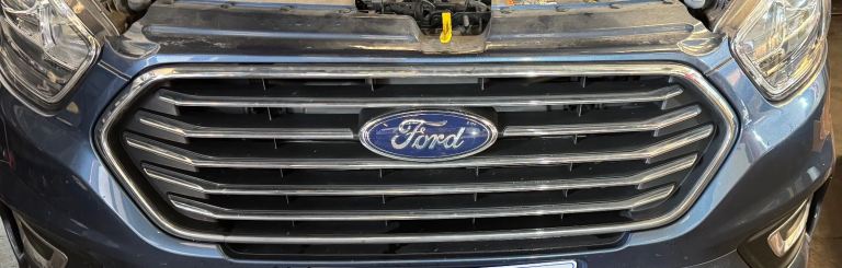 Ford, TOURNEO CUSTOM, MPV, 2021, Automatic, 1996 (cc), 4 doors