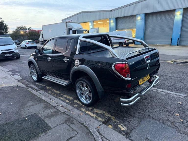 2006 06 MITSUBISHI L200 2.5 DI-D ANIMAL PICKUP 4DR DIESEL MANUAL 4WD (228 G/KM,