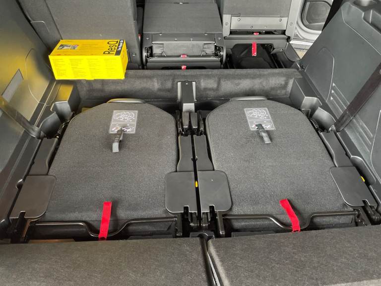 2021 Peugeot 5008 1.5 BlueHDi GT 5dr EAT8 HATCHBACK DIESEL Automatic