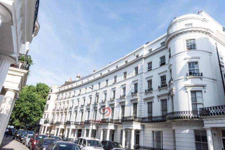  Double studio maisonette flat in this period conversion property in Lancaster Gate, W2 -Ref: 748