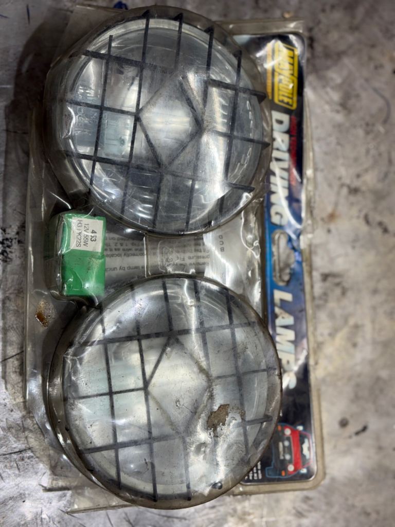 Maypole Driving Lamps Retro BNIB