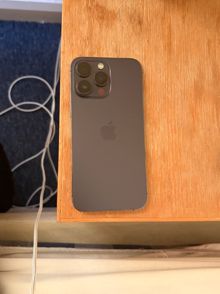 Apple iPhone 14 Pro Max 256GB – Excellent Condition – 100% Genuine Apple Battery