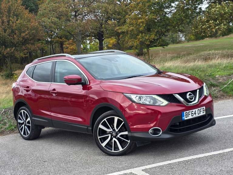 2014 Nissan Qashqai 1.5 dCi Tekna 5dr HATCHBACK DIESEL Manual