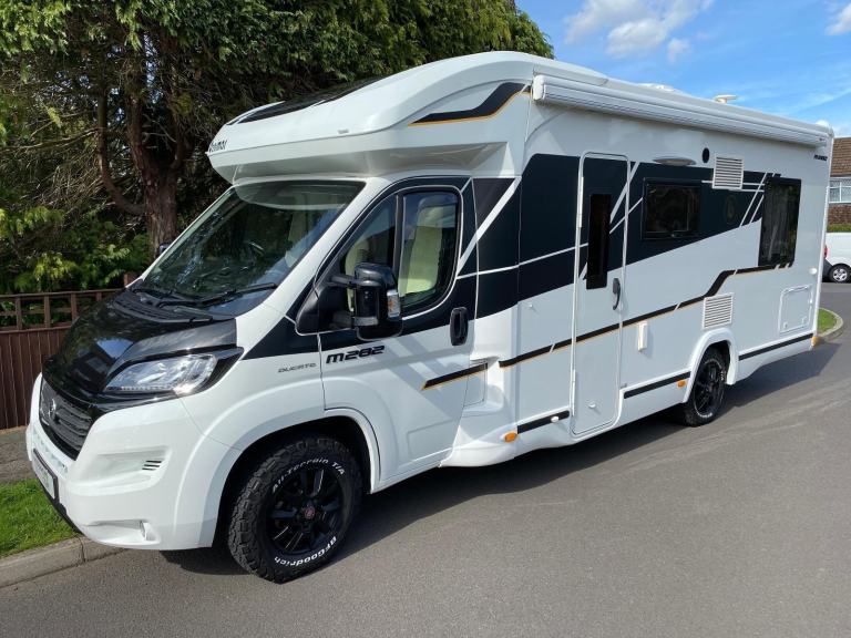 BENIMAR MILEO 282 - REAR LOUNGE - DROP DOWN BEDS - LEVELLERS - WIFI - HAB AIRCON