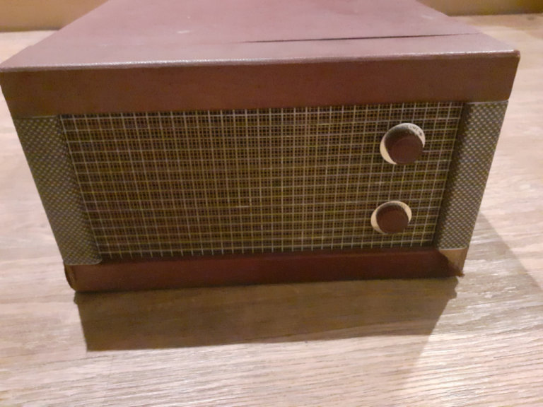 Vintage gerrard pilot  record player 50s / 60s