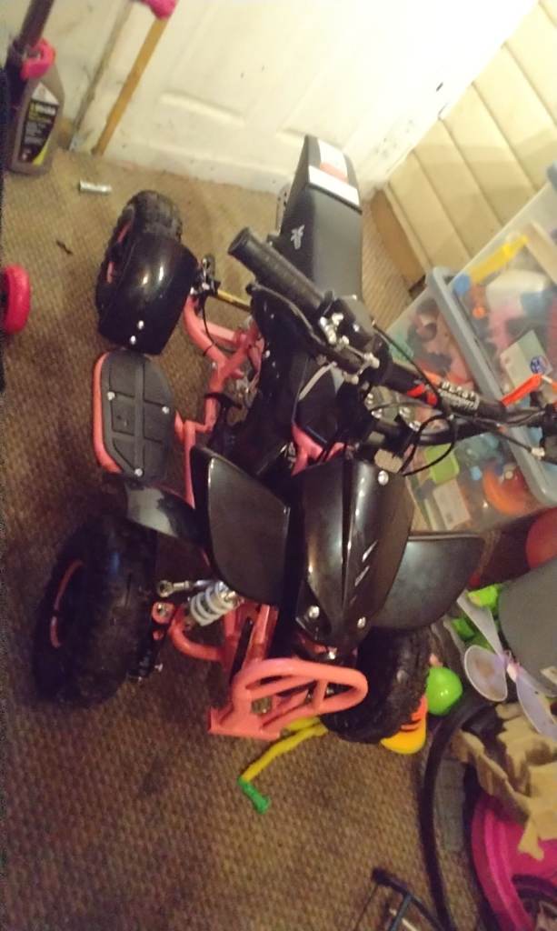 Kids 49cc 2 stroke petrol mini quad