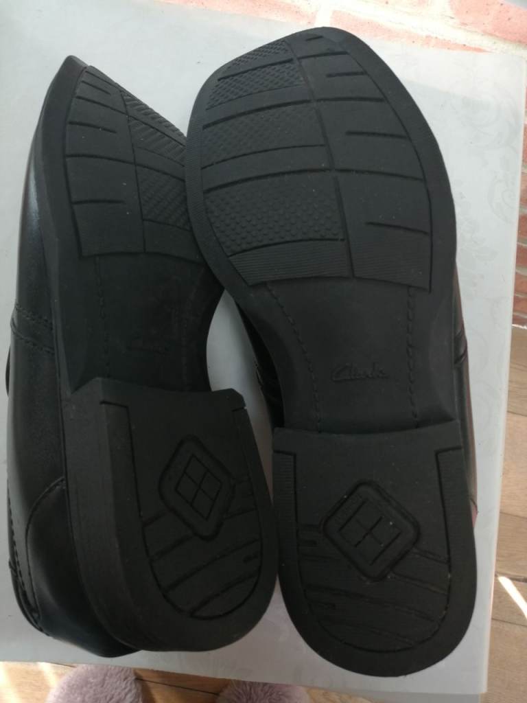MEN'S LEATHER SHOES 