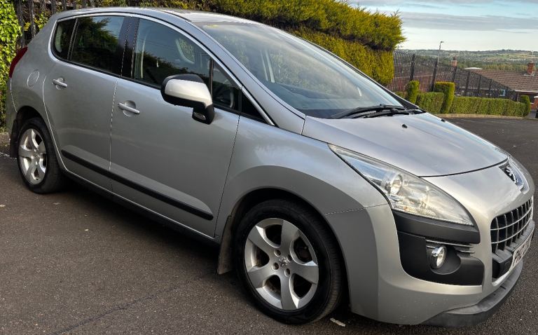 Peugeot, 3008, Hatchback, 2011, Manual, 1560 (cc), 5 doors