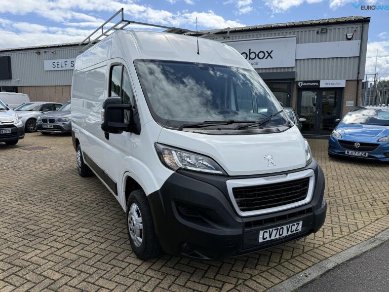 PEUGEOT BOXER 2.2 BLUEHDI 335 PROFESSIONAL Diesel Manual in White