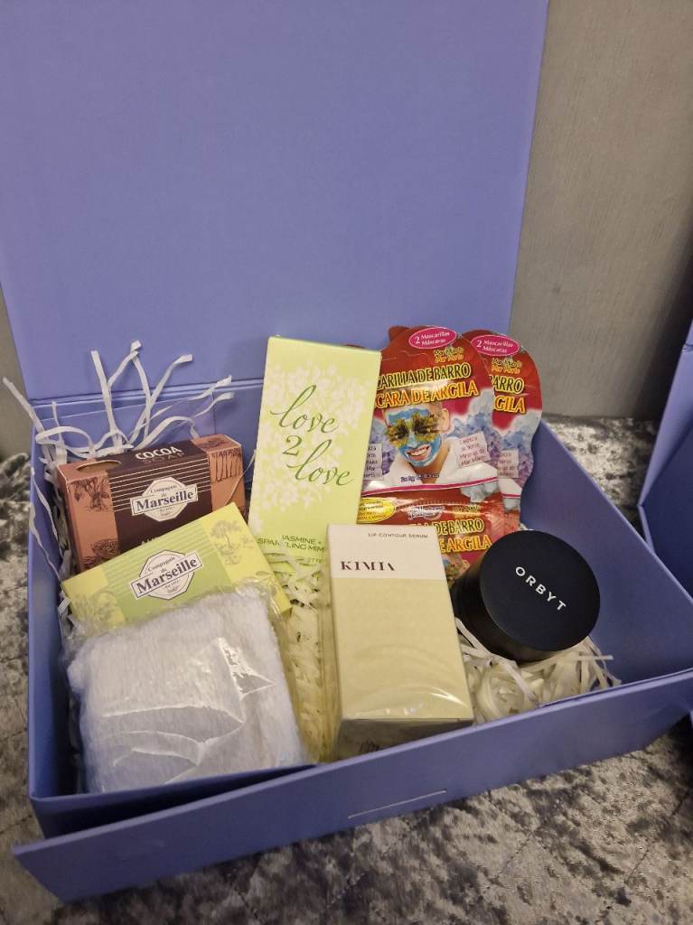 Ladies Christmas Gift Hampers x 2