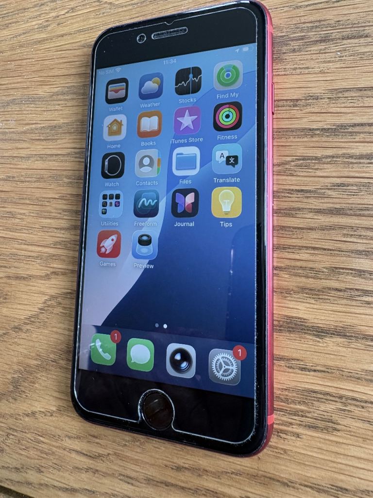 Apple iPhone SE (64GB, Red, 2nd Generation, Unlocked)
