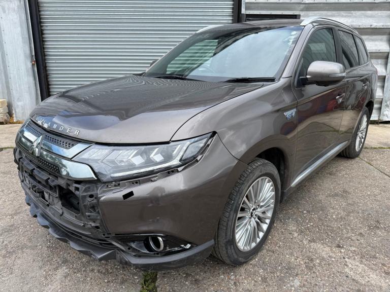 2019 68 MITSUBISHI OUTLANDER HYBRID PETROL + ELECTRIC DAMAGED REPAIRABLE SALVAGE