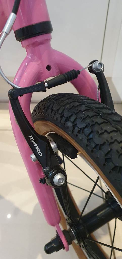 Pinnacle Koa 14" bike in excellent condition 