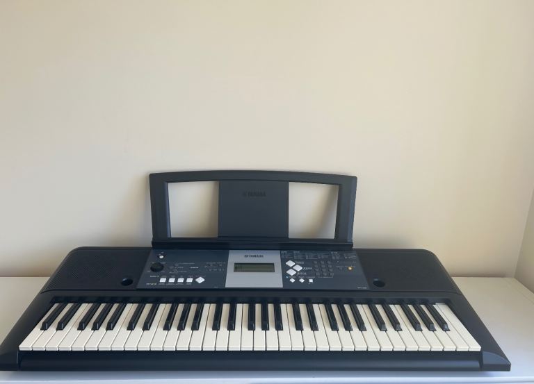 Yamaha YPT230 