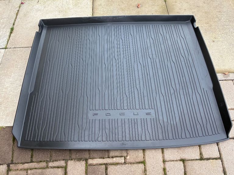 Ford Focus rubber boot liner and floor mats